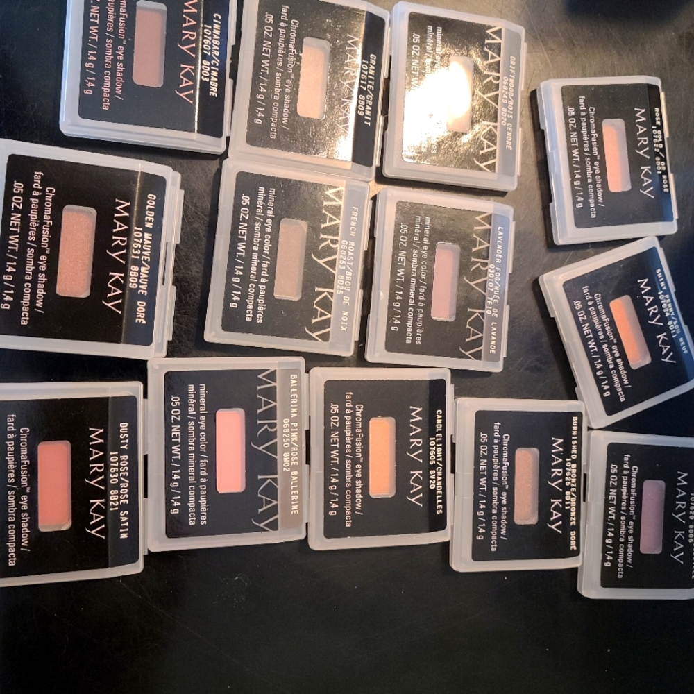 MK eye Shadow
